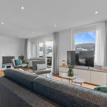 Perfekte Aussicht Mit Poolbereich In Skiregion *