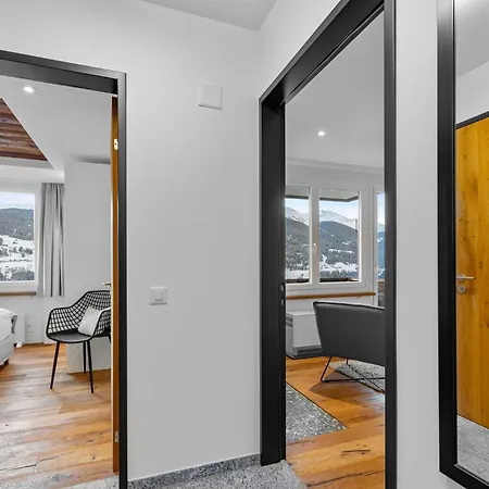 Perfekte Aussicht Mit Poolbereich In Skiregion * Breíl