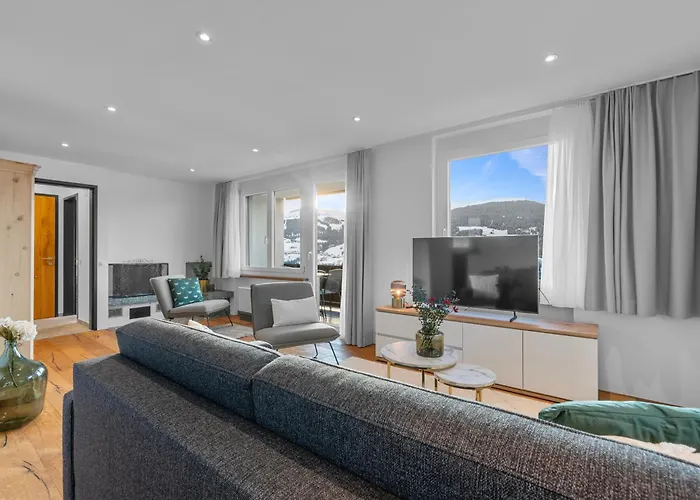 Perfekte Aussicht Mit Poolbereich In Skiregion *