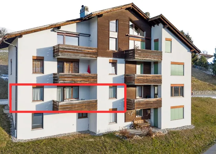 Perfekte Aussicht Mit Poolbereich In Skiregion