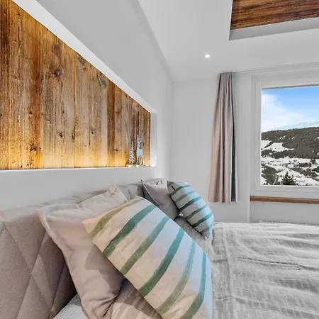 Perfekte Aussicht Mit Poolbereich In Skiregion * Брайль-Бригельс