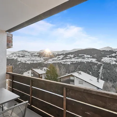 Perfekte Aussicht Mit Poolbereich In Skiregion Апартаменты *