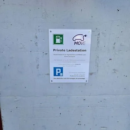 Perfekte Aussicht Mit Poolbereich In Skiregion