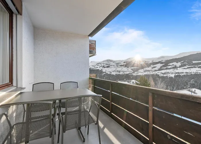 Perfekte Aussicht Mit Poolbereich In Skiregion *