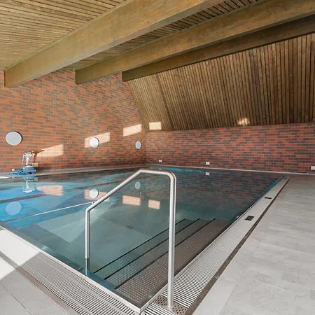 Perfekte Aussicht Mit Poolbereich In Skiregion شقة *